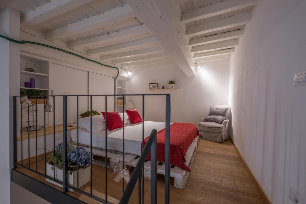 Fashion District Apartment フィレンツェ エクステリア 写真