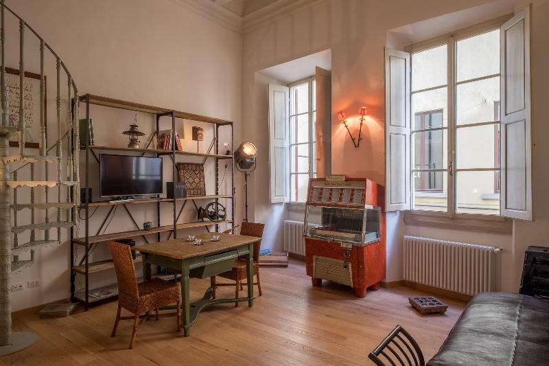 Fashion District Apartment フィレンツェ エクステリア 写真